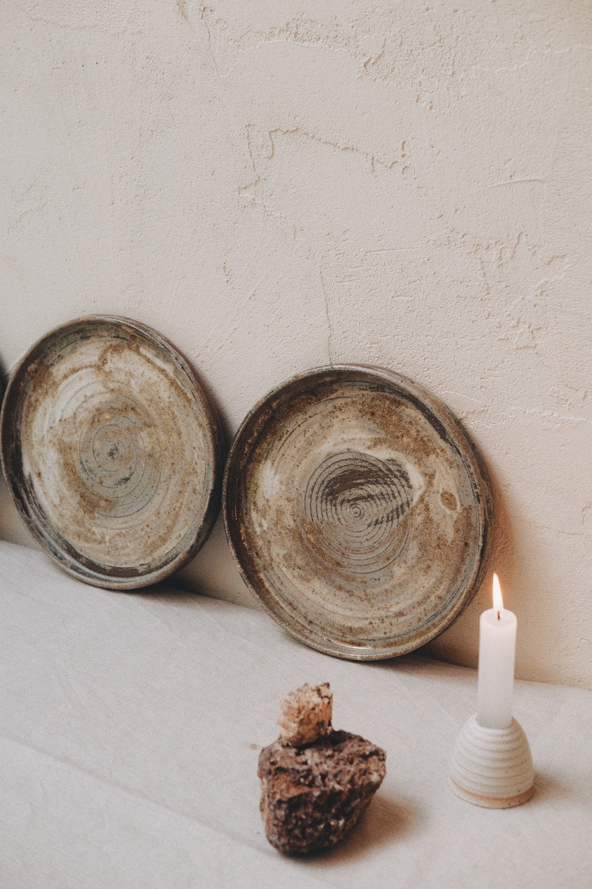 set of 3 plates / ash glaze