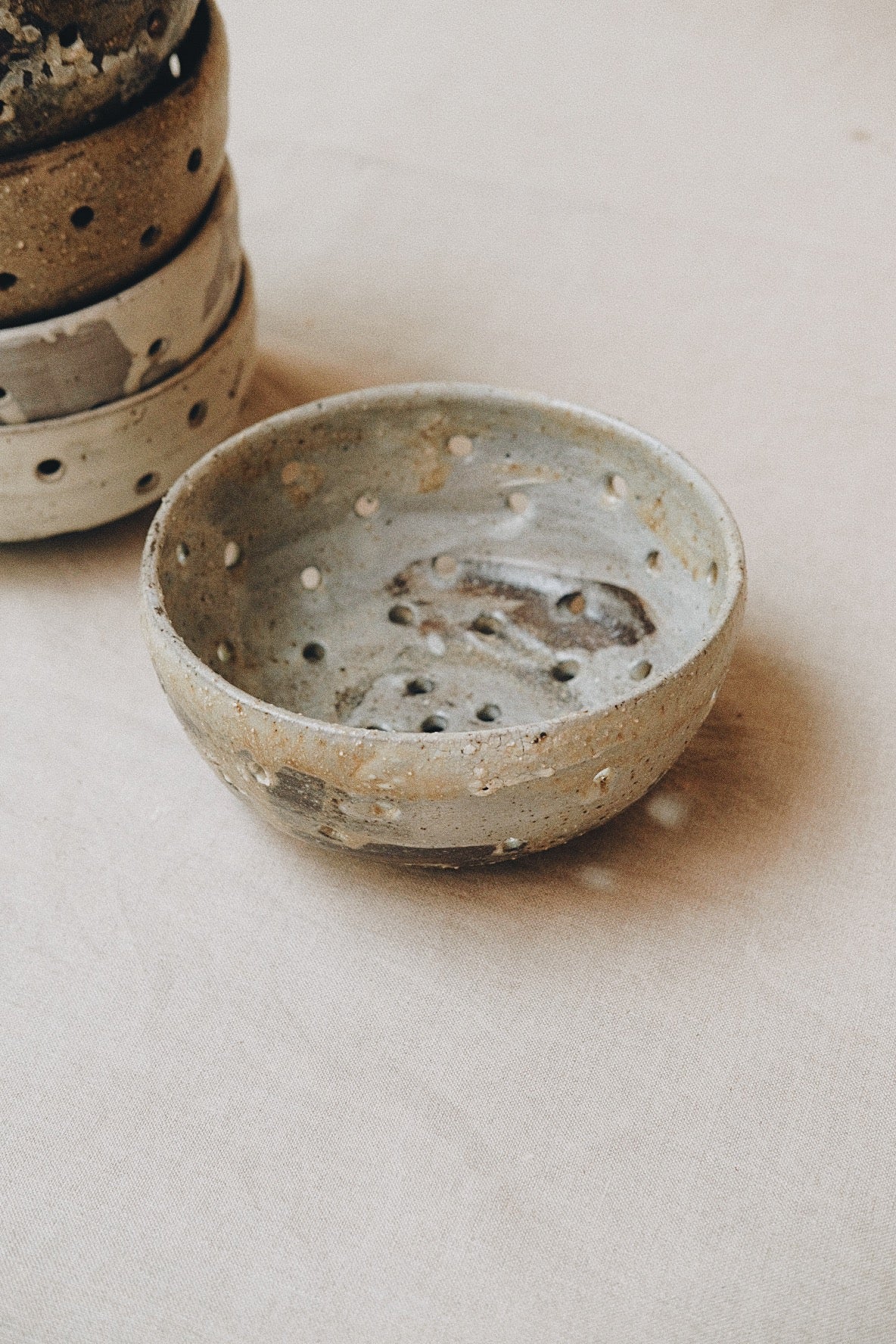 berry bowls / colanders / vergiet