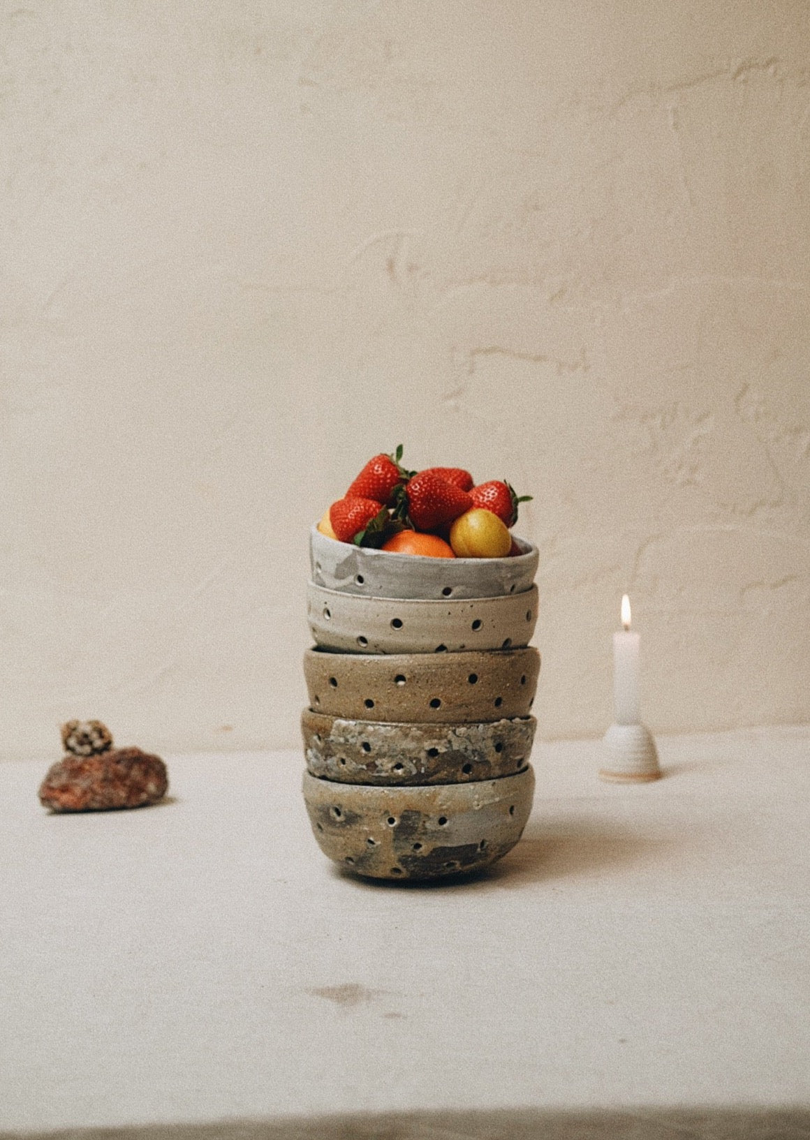 berry bowls / colanders / vergiet