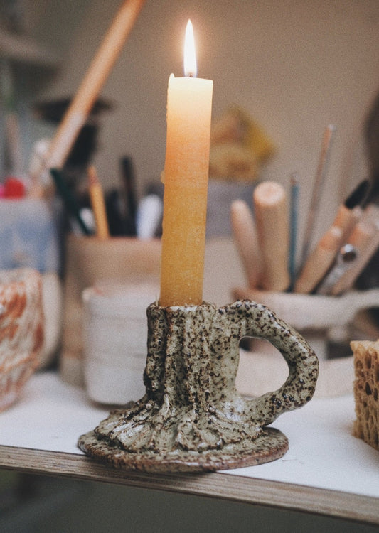 Candle holder moss