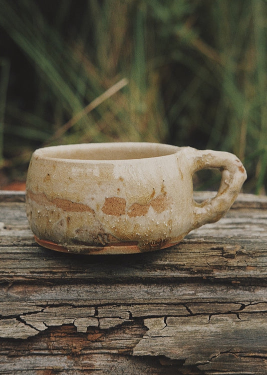 filled cup ash glaze craquelé small