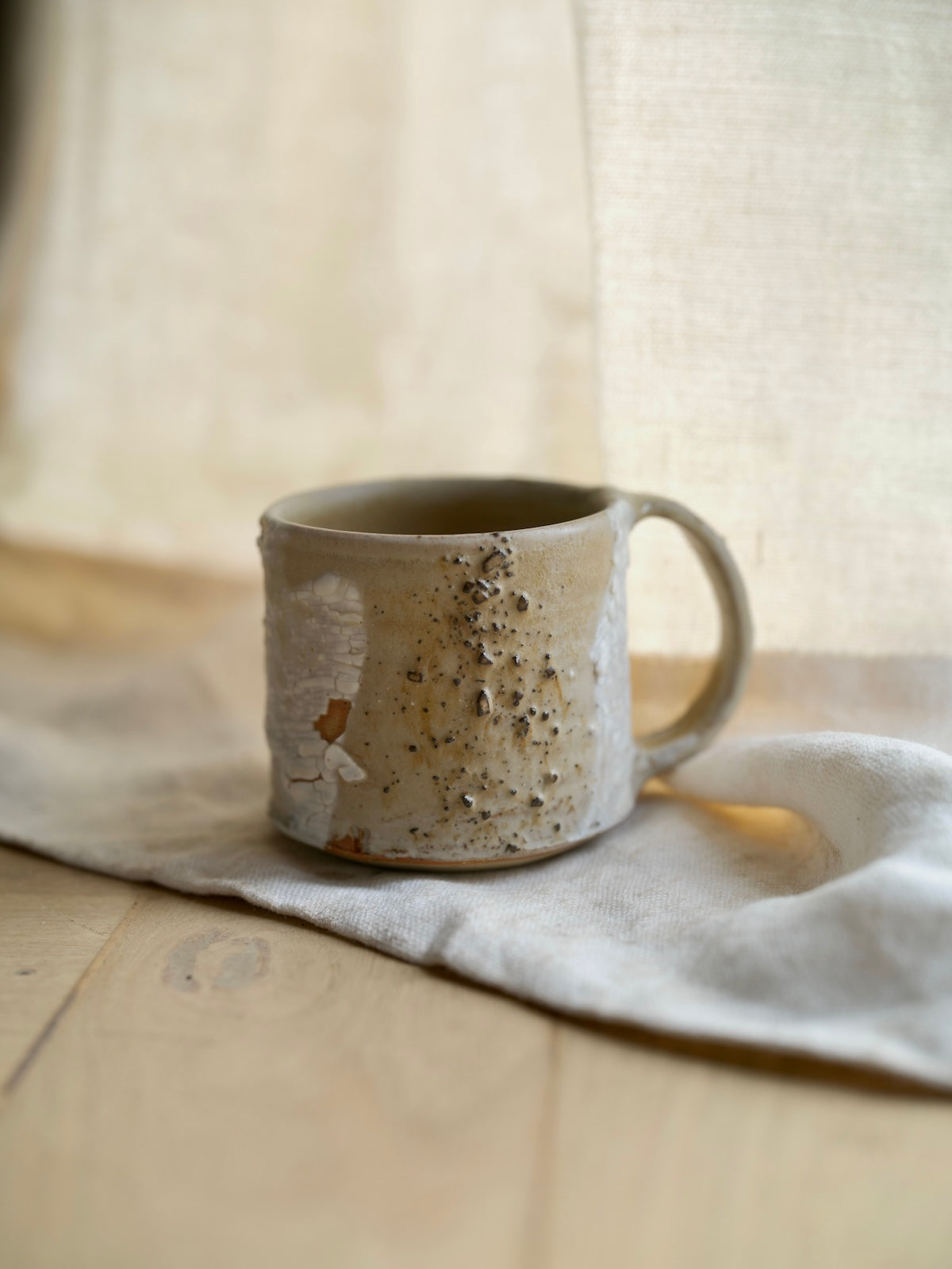 big filled cup ash craquelé