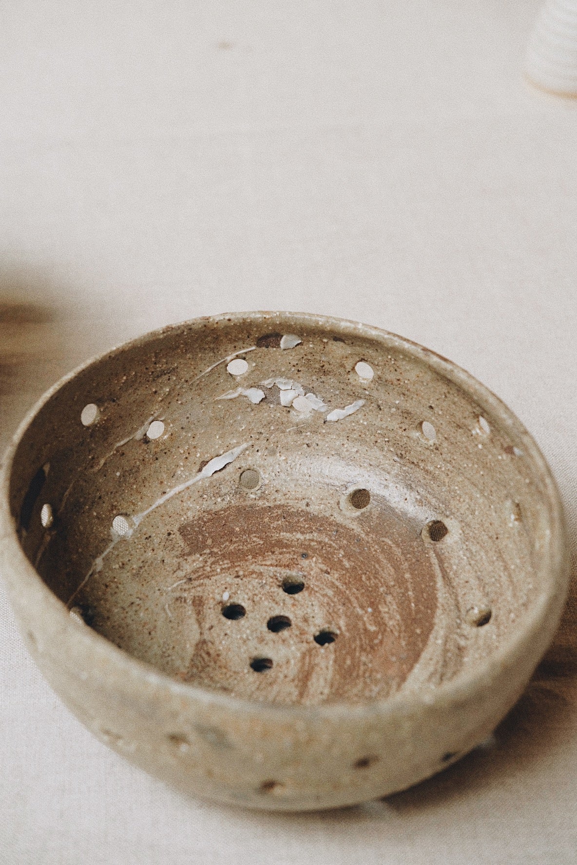 berry bowls / colanders / vergiet